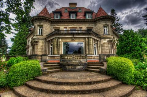 Pittock_Mansion_01.jpeg